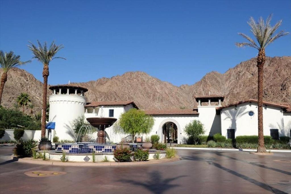 48573 Classic Unit B, La Quinta