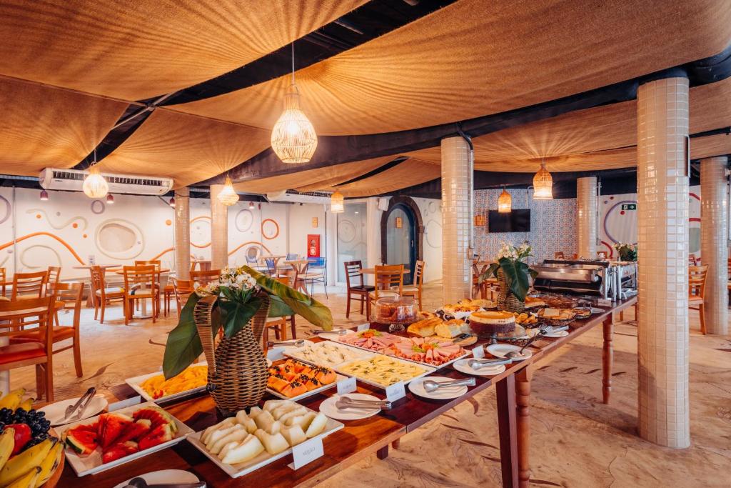 Own Buzios Beach Hotel의 모던한 인테리어