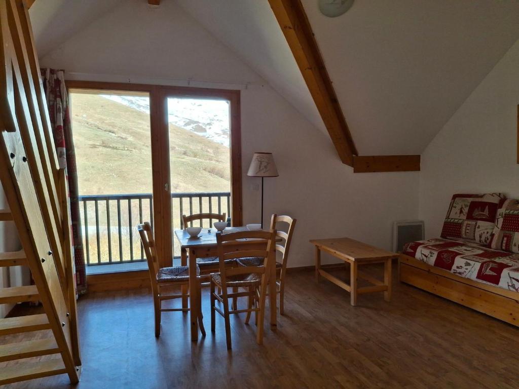 Confortable T2 Duplex 4 pers. au pied des pistes - 2