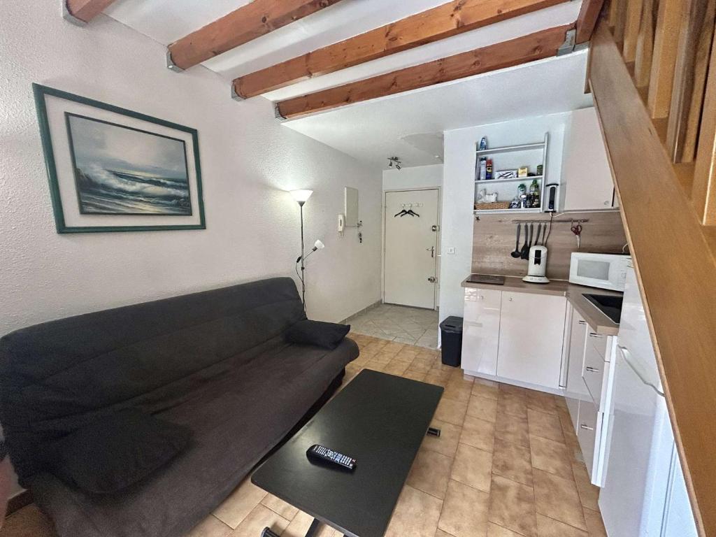 Studio mezzanine avec terrasse à Saint-Aygulf, proche plage - FR-1-226A-207 - 3