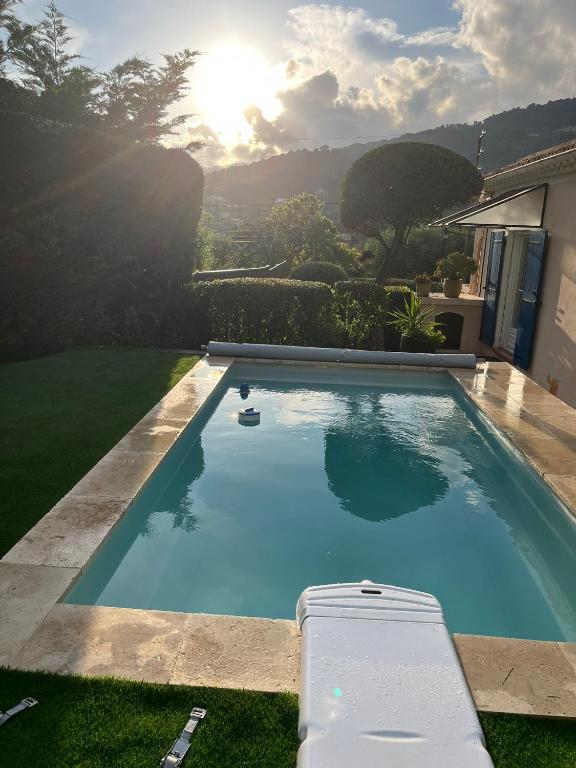 Villa au calme à Grasse avec piscine et spa privée - 1