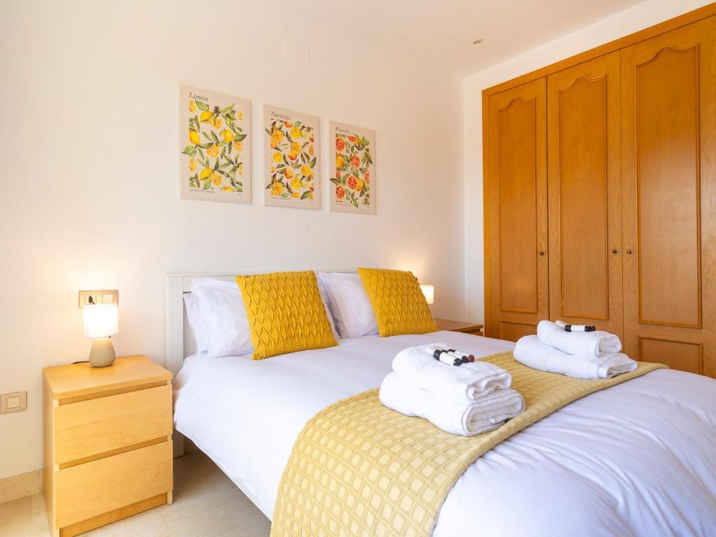 Stunning Views-Miraflores Apartment; Pass the Keys - 5
