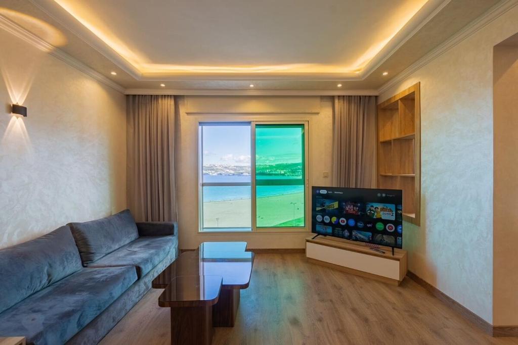 Sea View Apartment, Tanger