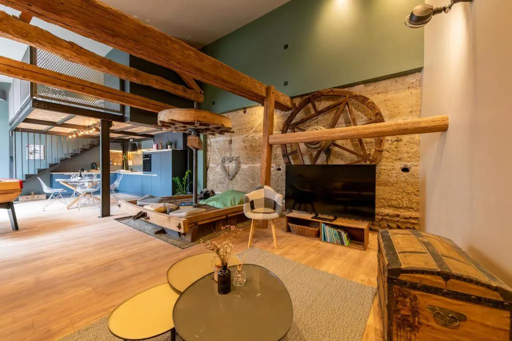 La grange moderne aux portes de Lyon，位于Vourles的酒店