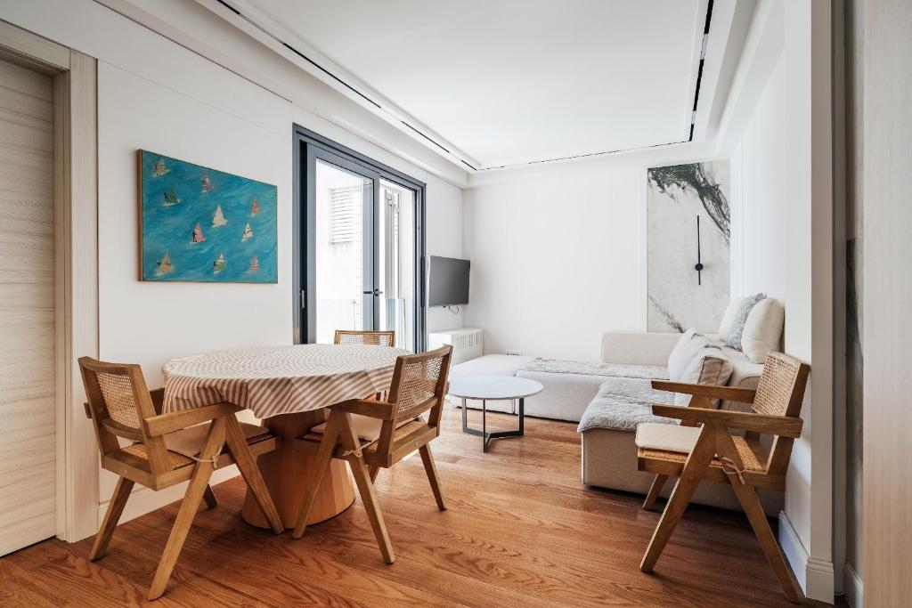 Przno Gate 114 By In Propety, Pržno