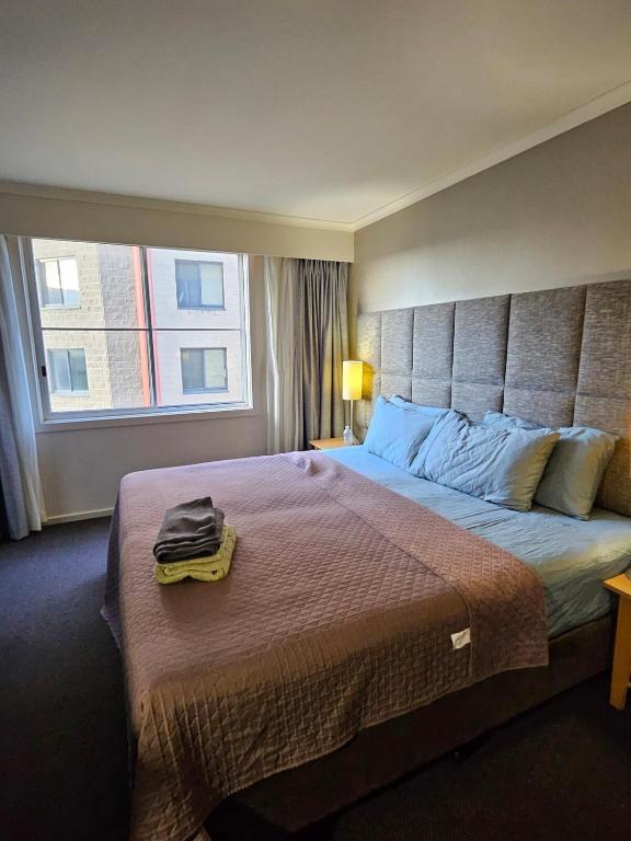 convenient spot in the city, Braddon