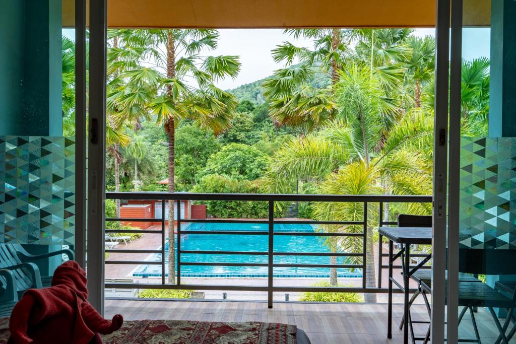 3. 카오 속 레인 ..