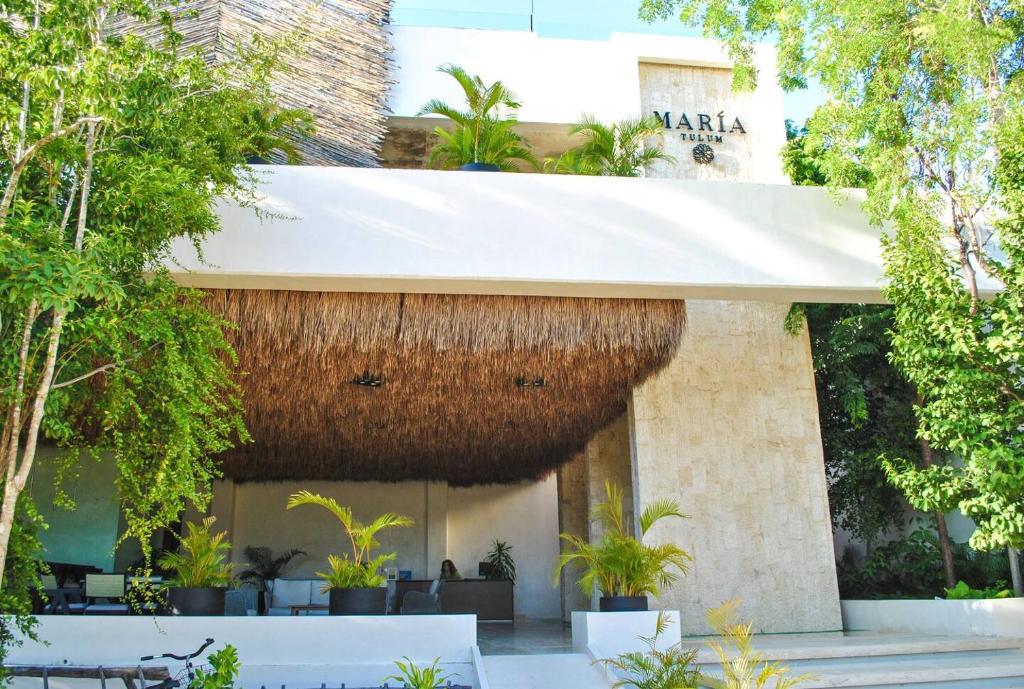 Upscale Condo Desirable Location, Tulum