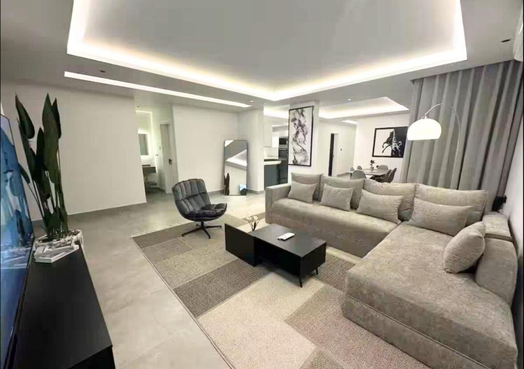 Amara - Almalqa 3BR Aprt R4, Rijád