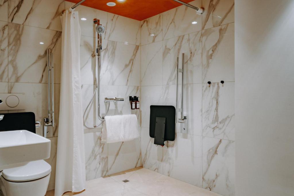 ห้องน้ำ