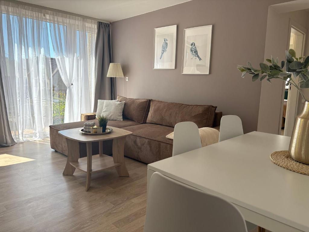 Light & Cozy Family Stay - Near Basanavičius street & Concert Hall - balcony, no22, Palanga