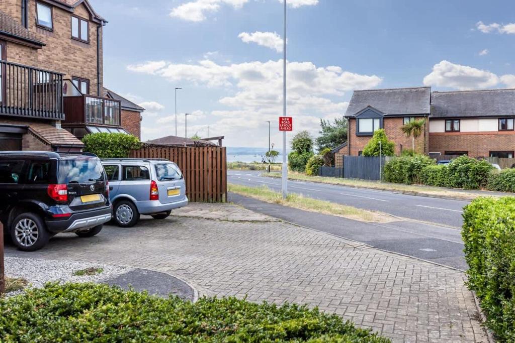 Anchorage Two-Bed House Poole - photo 4