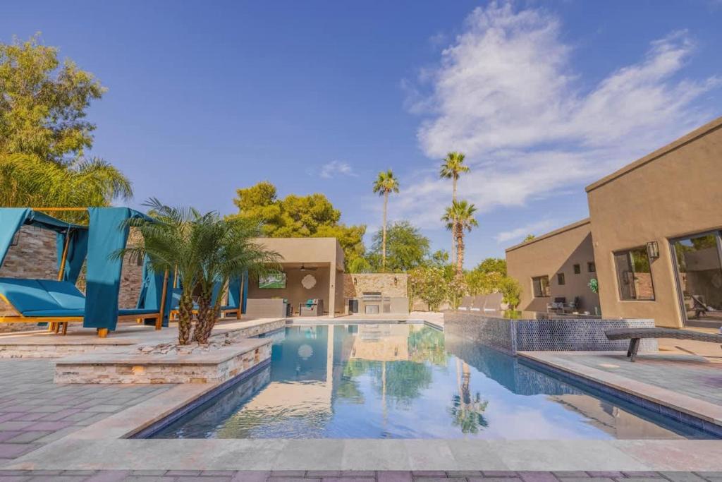 HOZHO Residence on Cactus, Scottsdale