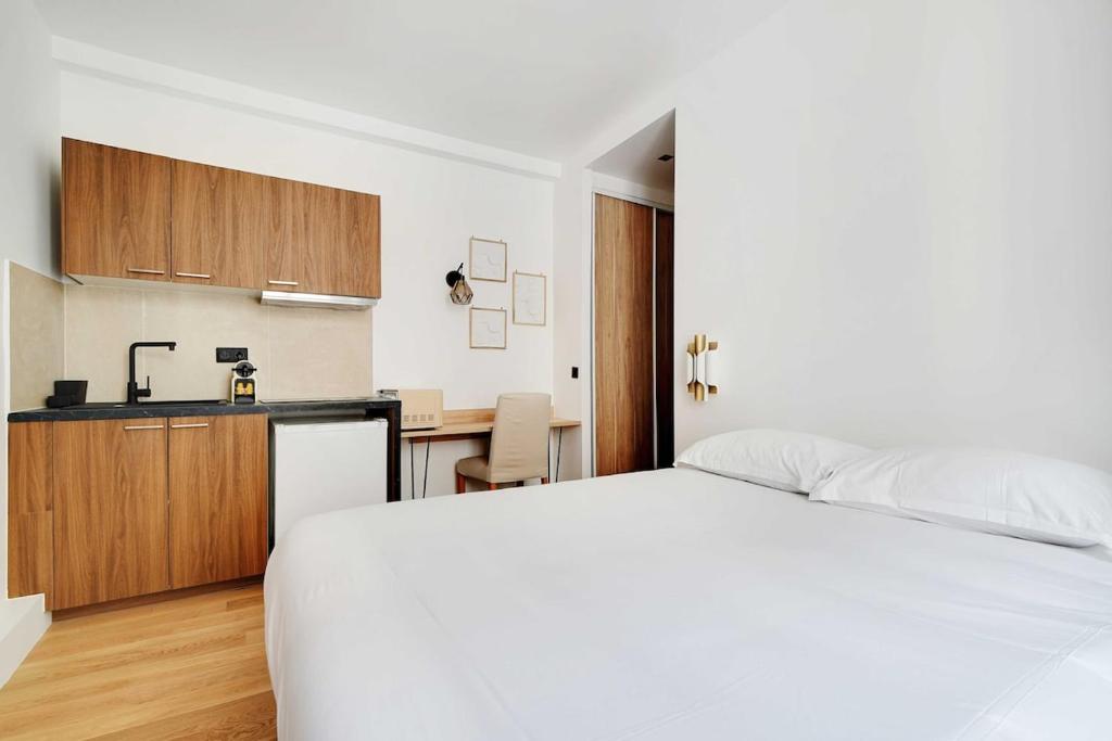 Studio-Suite 4 stars, 15m from Eiffel, Refined - 2