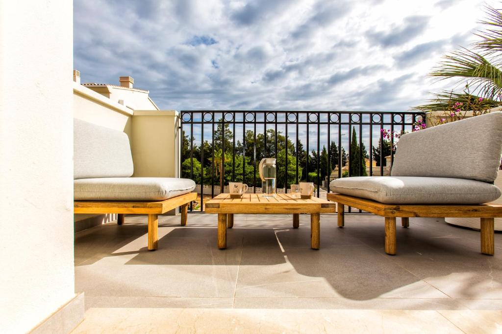 Modern apartment - Montgó view, pool & private parking near Dénia centre & beach - 4