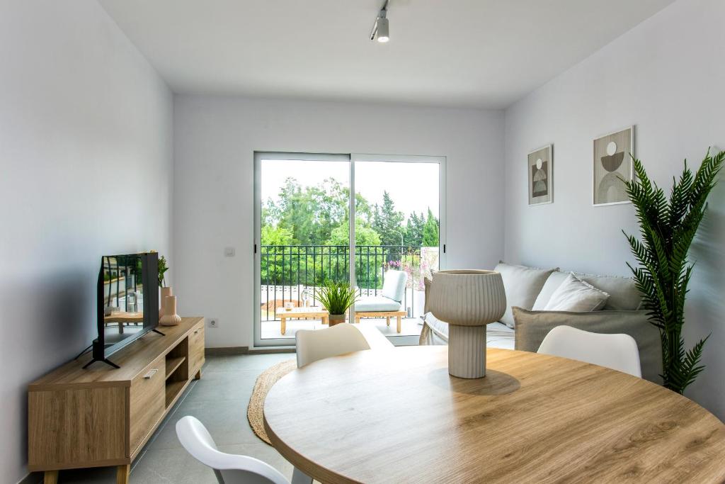 Modern apartment - Montgó view, pool & private parking near Dénia centre & beach - 5