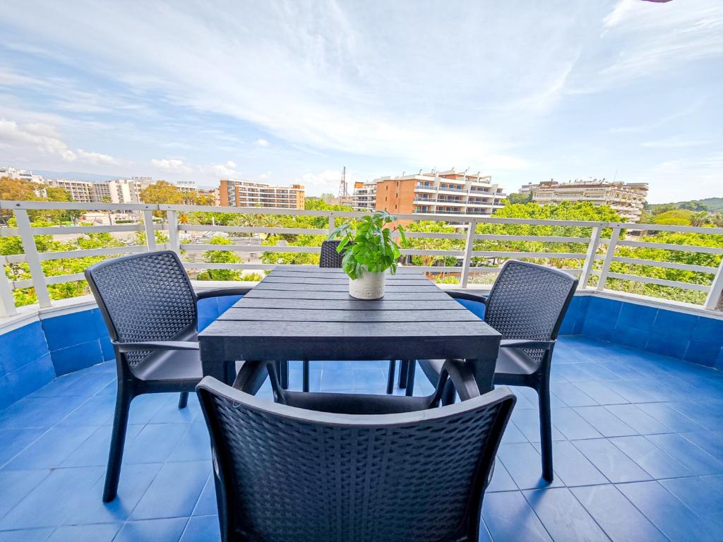 LITORAL COSTA DORADA - ZAHARA Only families - 3