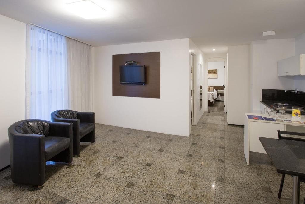 Shared lounge/TV area