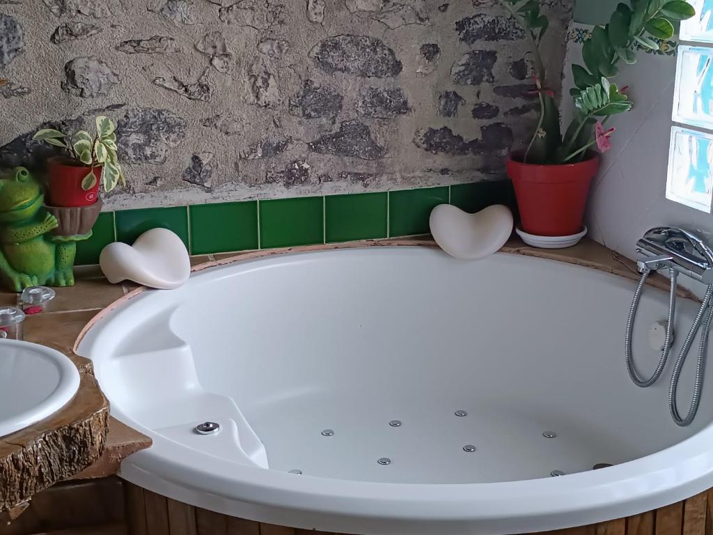 Rustic Oh, casa para grupos, Chert