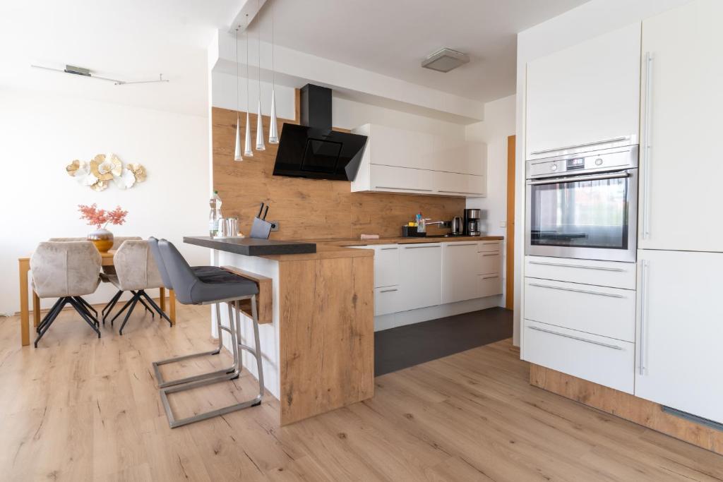 City Apartment Klagenfurt Zentrum mit Self Check in und Tiefgarage RING41 - 2