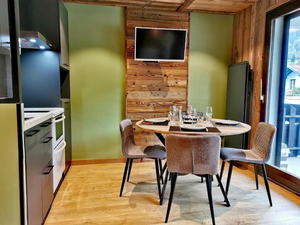Studio rénové avec kitchenette, balcon et wifi - FR-1-598-84 - 5