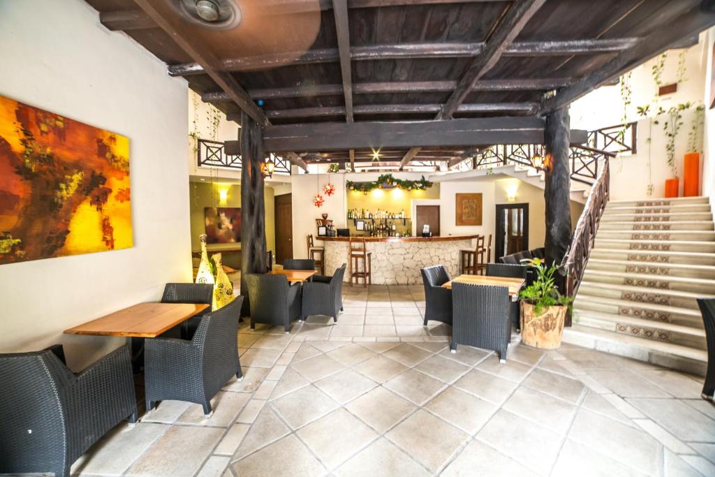 Riviera del Sol Amazing Double Queen Junior Suite 103 - 3
