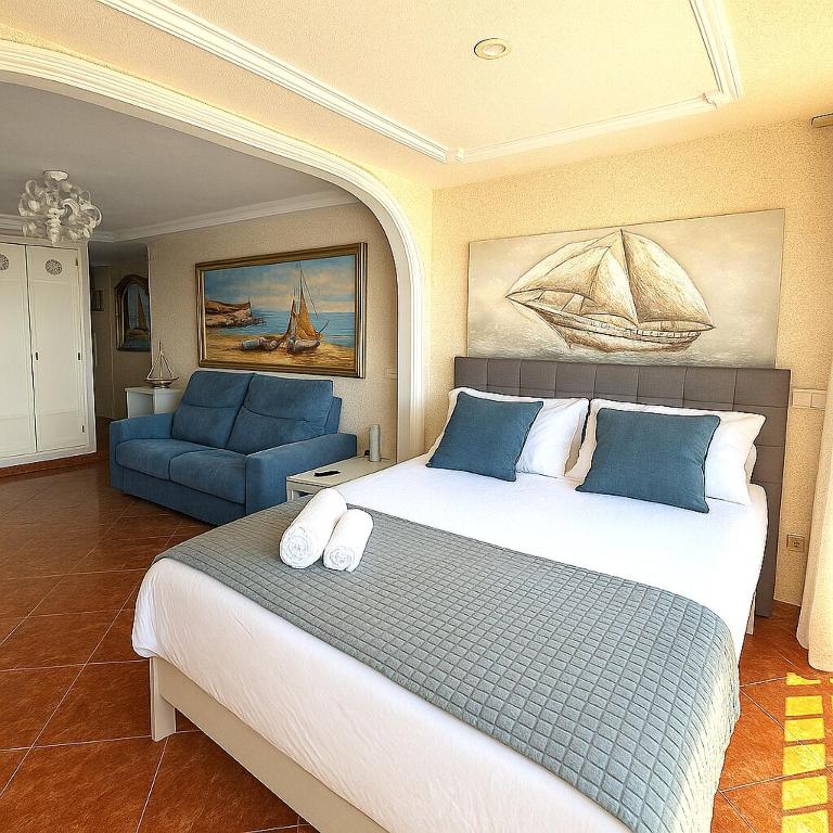 Beachfront apartment with garage - 4