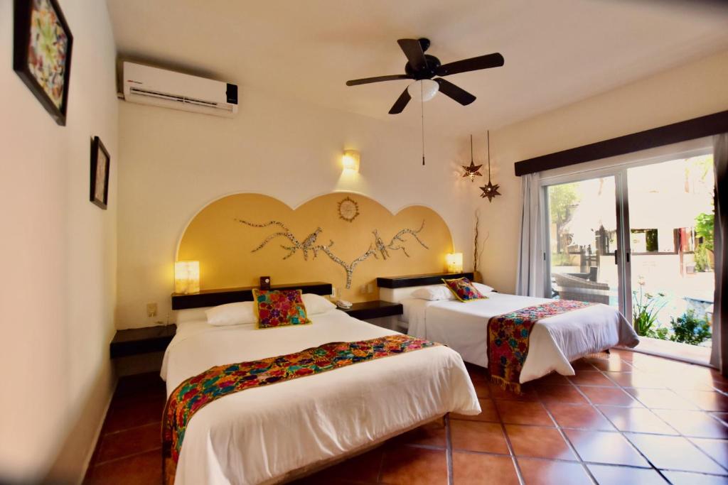Riviera del Sol Amazing Double Queen Junior Suite 306 - 5