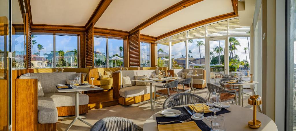 Bucuti & Tara Boutique Beach Resort - Adult Only — Restaurant & bars in Oranjestad