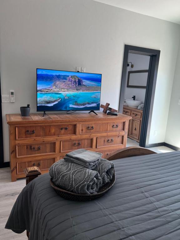 Pine Tree With King Bed, Prescott