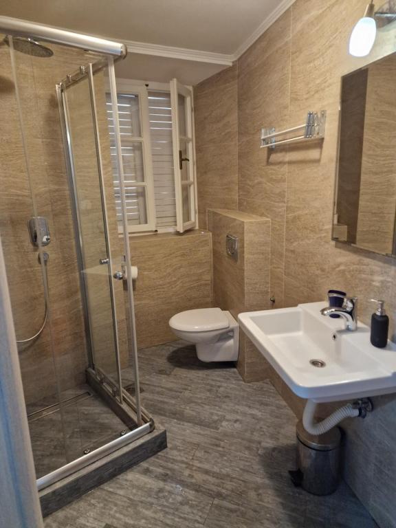 Rooms Dana Old Town Budva - 5