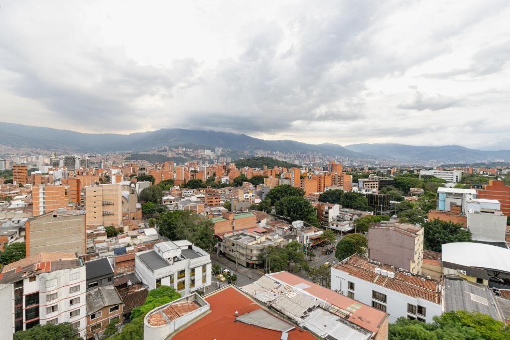 Stylish Loft in Laureles-Gorgeous views & comfort - 2