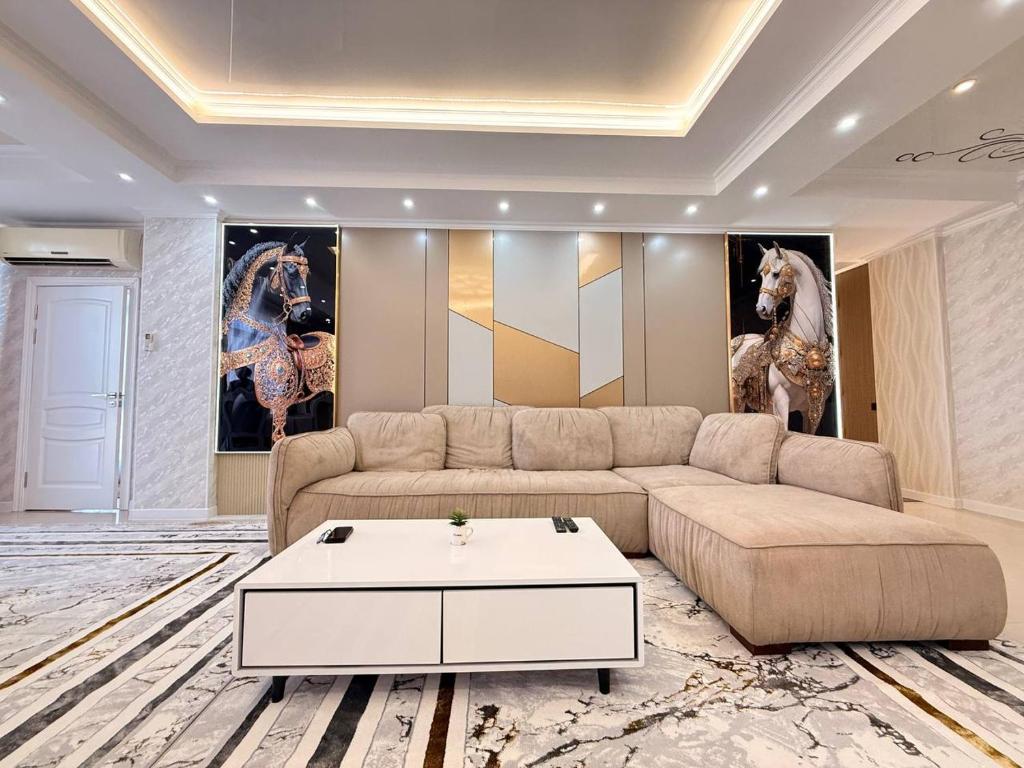 ROYAL apt CITY VIEW WITH STYLE, Biškek