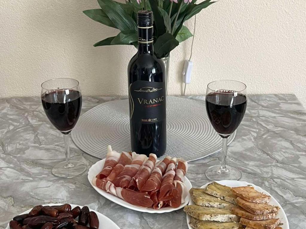 Montenegro Sun House near Plavi Horizonti Beach - 5