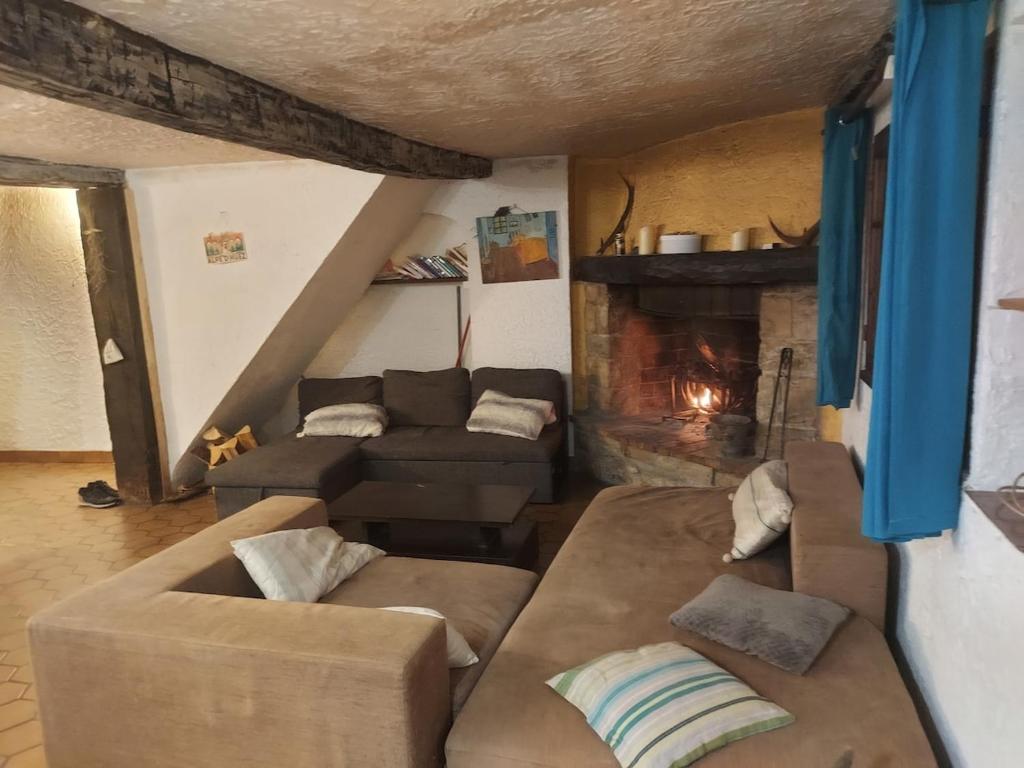 Maison de Montagne chaleureuse - 1