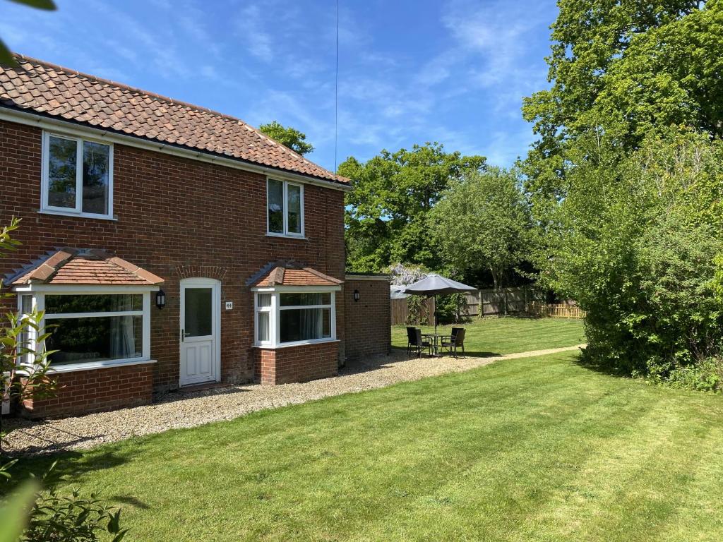 Blancroft, Coltishall