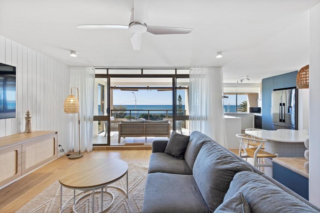 Bannow Apt 7 –Panoramic Ocean Views, Alexandra Headland