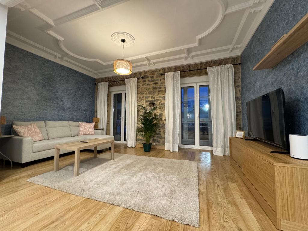 Pimo plus Entrerrios, Salas