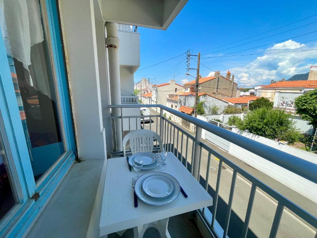 Studio agréable proche plage et marché, parking inclus! - FR-1-92-694 - 1