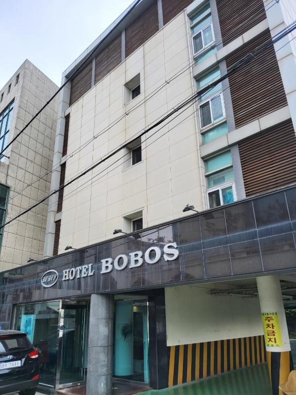 BOBOS Hotel, Čedžu