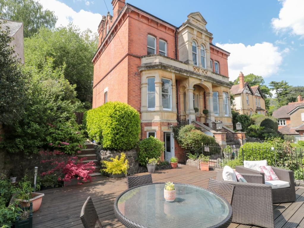 The Hideaway, Great Malvern