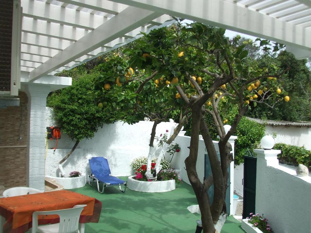 Agathi Beach House (Black Rocks) photo