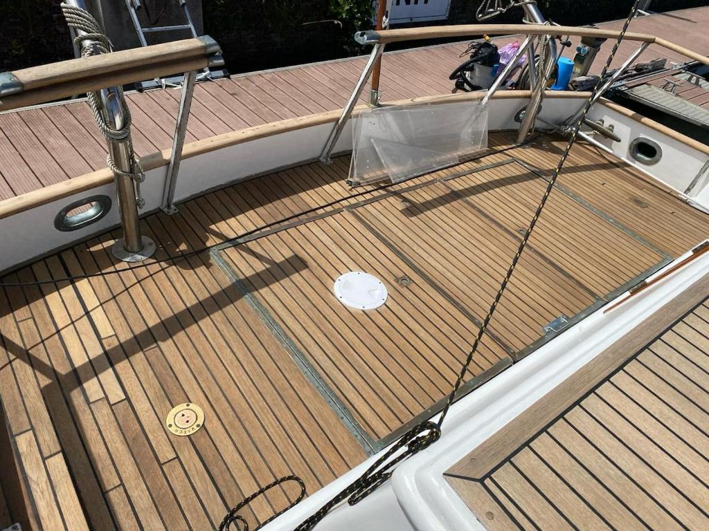 Nuit insolite a bord d un bateau - 2