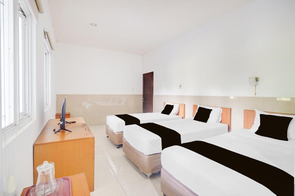 3. Hotel O ..