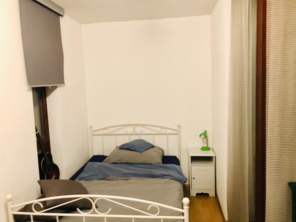 Vintage Studio Apartment - 2
