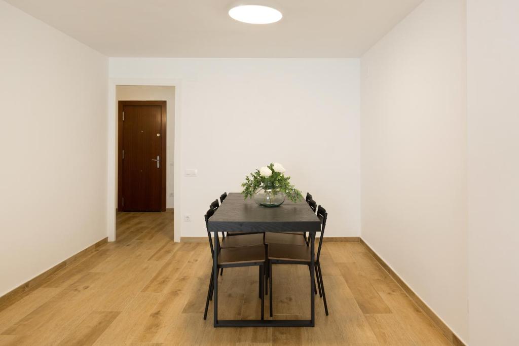 Apartamento con Piscina a 100 M de la playa - 2