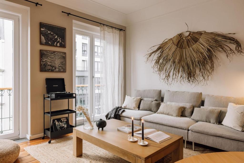 Sumba - 2 bedrooms and balcony in Santo António, Lisbonne