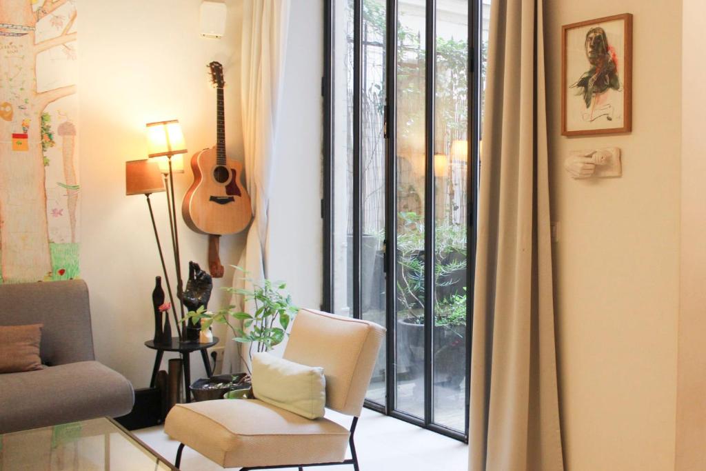 Haven of peace with private terrace - 3