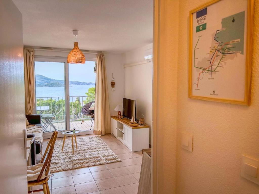 Studio cosy avec terrasse et vue mer imprenable - 1