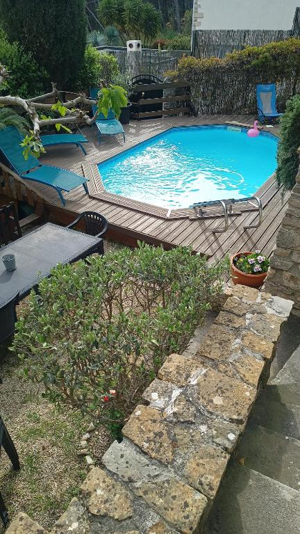 VILLA AVEC PISCINE A 400M DE LA PLAGE - 2